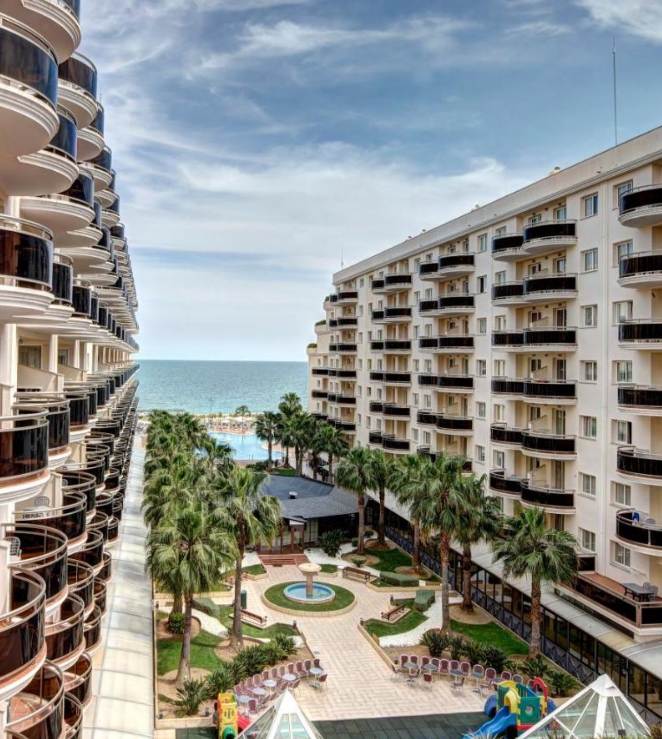El Hotel Peñíscola Plaza Suites interiores
